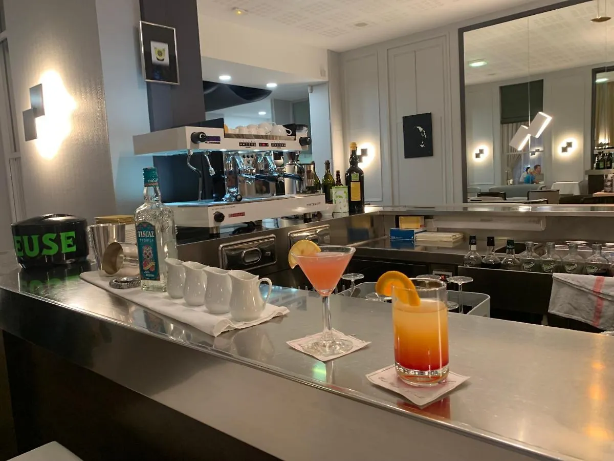Hotel Restaurant D'Application Lesdiguieres - Ecole Hoteliere - Grenoble Frankrijk